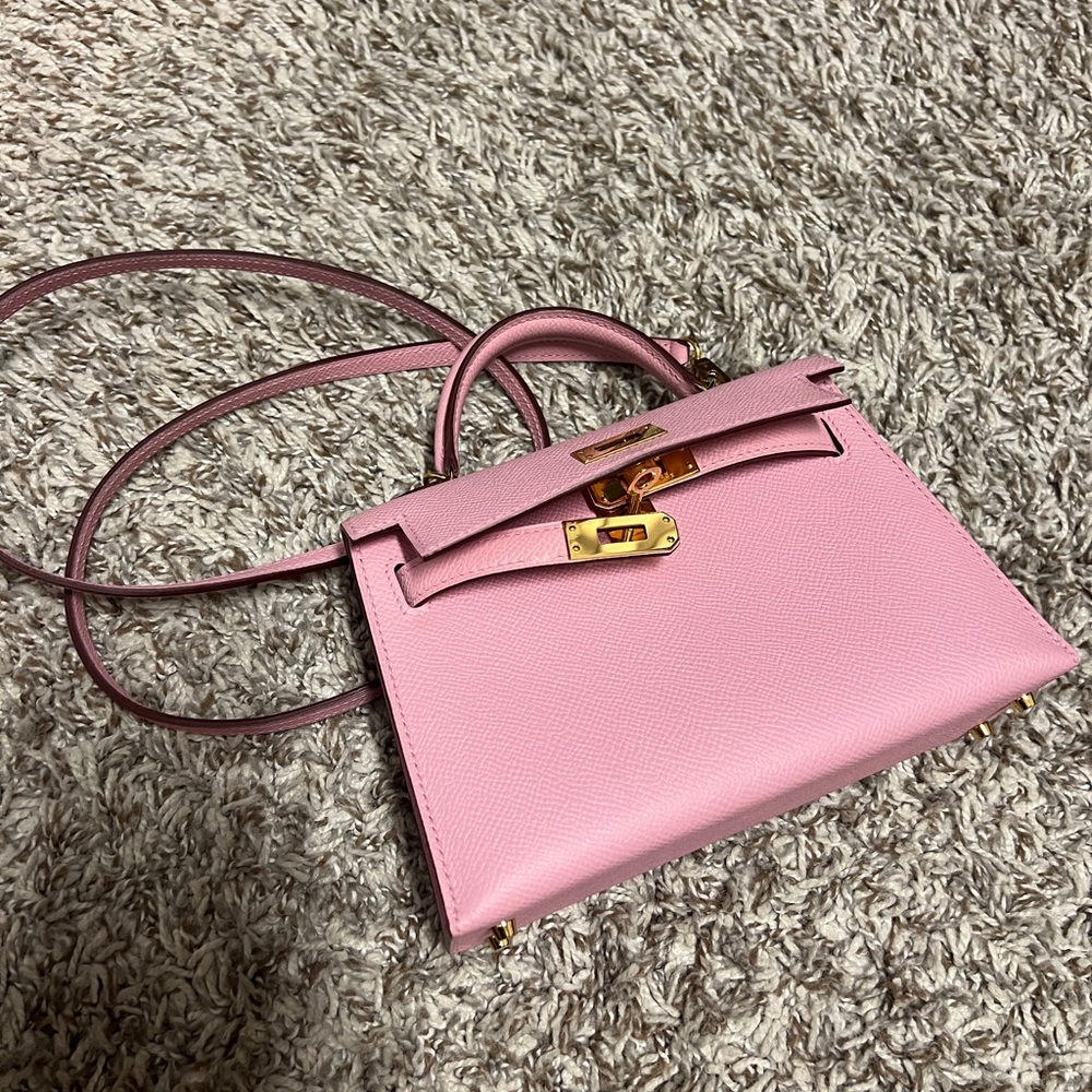 Elegant Pink Handbag
